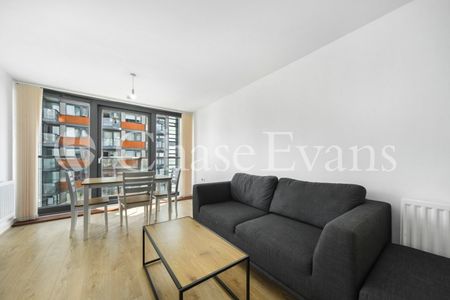 1 Bed Flat, Proton Tower, E14 - Photo 2