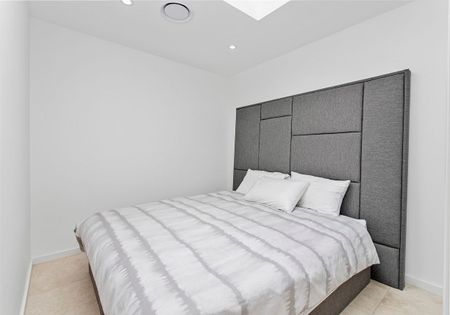 Fully Furnished 3-bedroom Unit - Photo 5