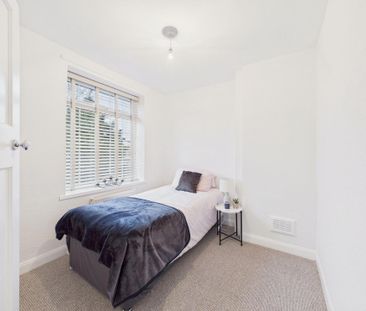 Fellgate Gardens, Gateshead, NE10 - Photo 3