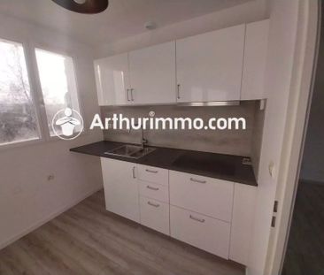 Location Appartement 1 pièces 26 m2 à Savigny-le-Temple - Photo 5