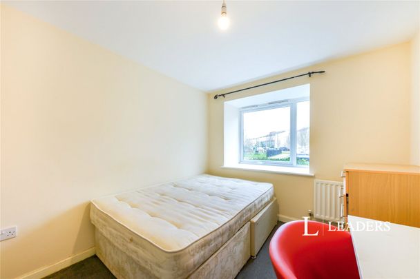 1 bedroom house to rent Aviation Avenue, Hatfield, Hertfordshire, AL10 - Photo 1