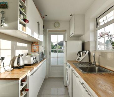 2 bedroom maisonette to rent - Photo 5