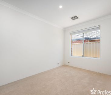 3 Waterfields Drive, Bertram, WA 6167 - Photo 3