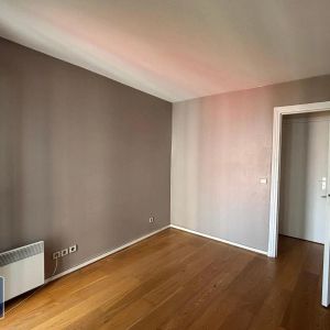 Appartement à louer 2 pièces 55.07m² - Photo 2