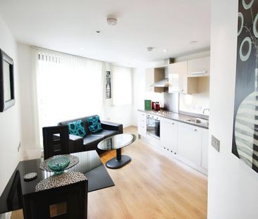 1 bedroom flat to rent - Photo 1