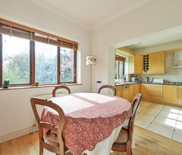 5 bedroom detached house to rent - Photo 3