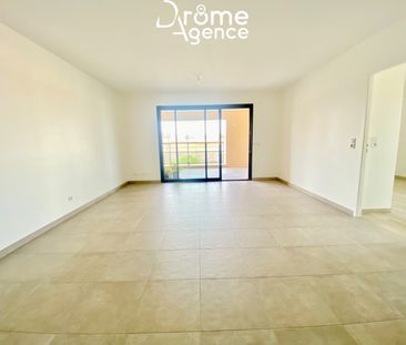 Location Appartement 2 pièces 52m² BOURG DE PEAGE 26300 - Photo 1