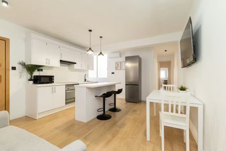 Carrer de Ramon Marquet, Valencia, Valencian Community 46022 - Photo 4