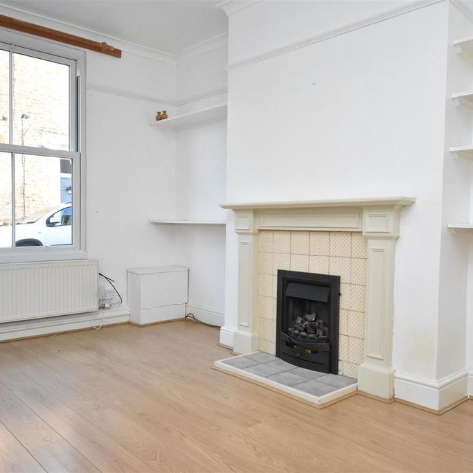 2 bedroom terraced house to rent - Photo 1