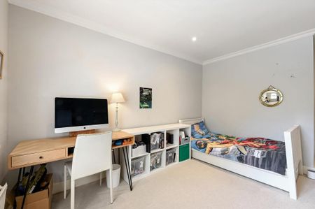 5 bedroom terraced house to rent - Photo 3