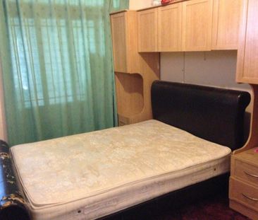 First Floor double bedroom in a shared house- £900 pcm - Photo 1