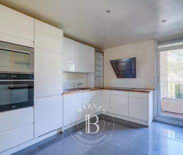 Tout savoir sur cet appartement dans le quartier Le Roucas Blanc, à... - Photo 4