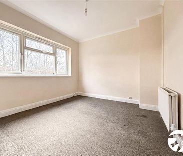 2 bedroom maisonette to rent - Photo 3