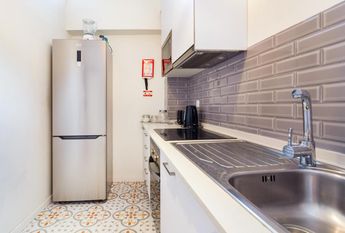 1 Bedroom Apartment, Alfama, Lisboa