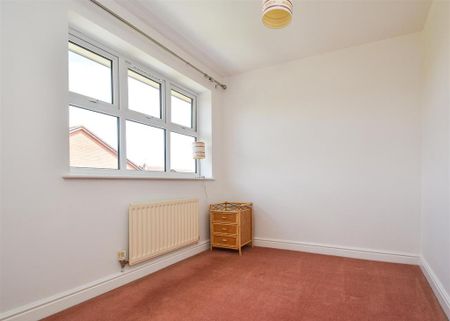 4 bedroom detached house to rent - Photo 5