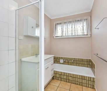 No-Fuss Abode in Convenient Location - Photo 2