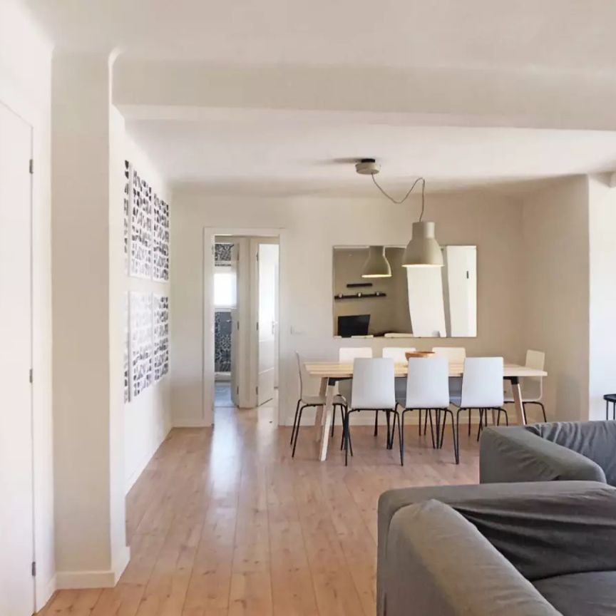 Room in a shared 7-bedroom apartment for rent in Aluche - Photo 1