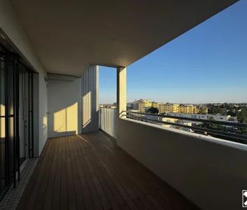 2-Zimmer Mietwohnung mit Loggia, Weitsicht, Parkplatz - Foto 1