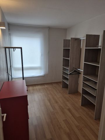 Location Appartement 4 pièces 67m² DOUAI 59500 - Photo 4