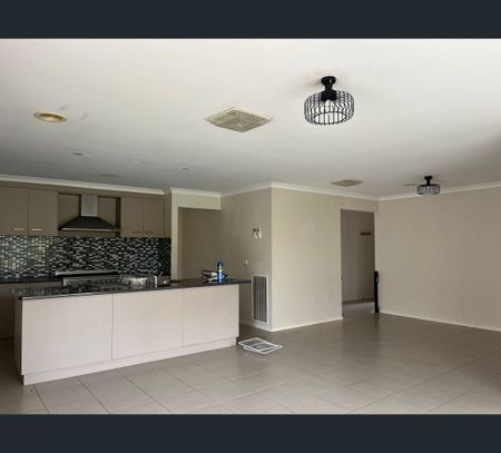 1 Walnut Court, Shepparton, Vic 3630 - Photo 2