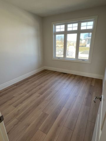 For Lease - 15 Griffin Street, Prince Edward County, Ontario - Photo 2