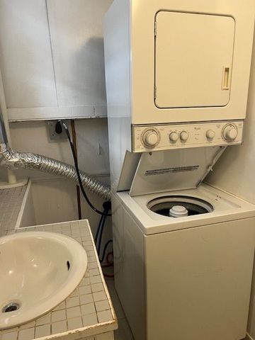 For Lease - 192 Silverbirch Drive, Newmarket, Ontario - Photo 5