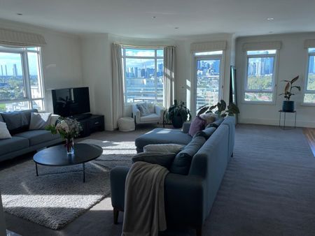 Port Melbourne - Photo 4