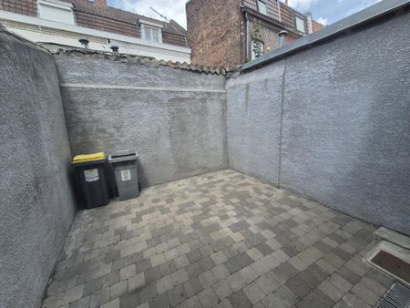 Location Maison 4 pièces 67m² LOOS 59120 - Photo 2