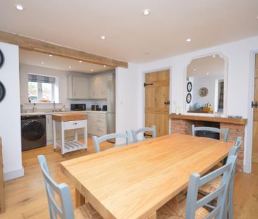 2 bedroom terraced house to rent - Photo 5