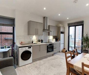 2 bedroom apartment to rent - Photo 4