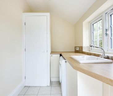 2 bedroom terraced house to rent - Photo 6