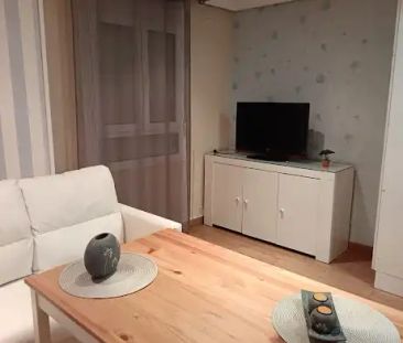 Apartamento de alquiler en Calle Zambrana, 16, Centro ciudad - Photo 1