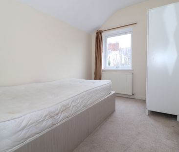 Cyfarthfa Street, Roath - Photo 1