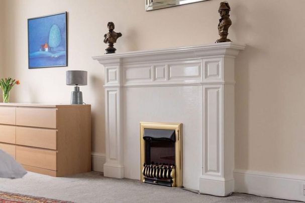 3 bedroom flat to rent - Photo 1