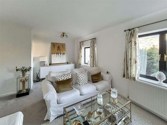 Wolds End Close, Chipping Campden, GL55 - Photo 1