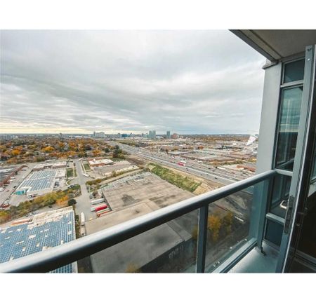 For Lease - 135 Village Green Square Unit# 1615, Toronto, Ontario - Photo 2