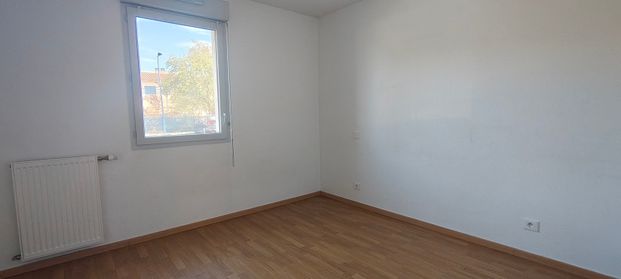 Location Appartement 3 pièces 62m² LAUNAGUET 31140 - Photo 1