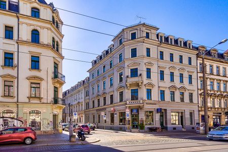 Frisch renovierte Altbauwohnung am Rande des Szeneviertels. Balkon zum Hof, Wanne, etc. - Foto 2