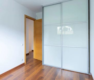 Casa o chalet de alquiler en Carrer Àngel Guimerà, 13, Vilassar de ... - Photo 3