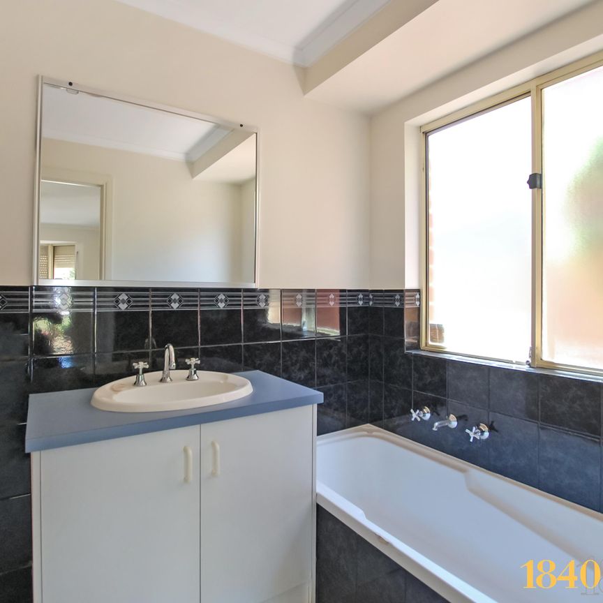 15 Chesterfield Walk, Hillbank SA 5112 - House For Rent - $550 | Domain - Photo 1