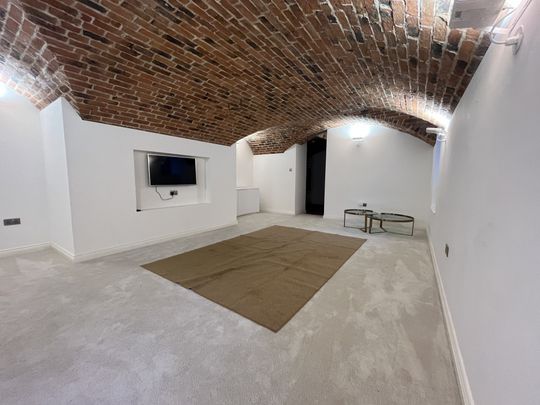 Moreby, York, Escrick - Photo 1