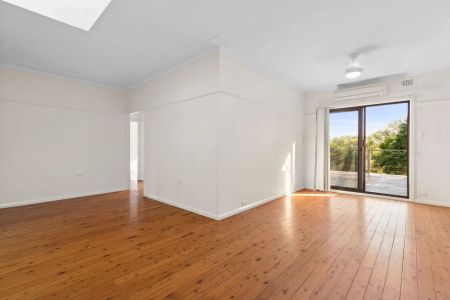 86 Whale Beach Road, Avalon Beach. - Photo 3