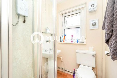 6 bedroom terraced house to rent - Photo 5