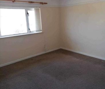 Dynevor Avenue, Llandeilo, SA19 - Photo 3