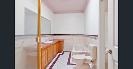 CHARMING FEDERATION STYLE TOWNHOUSE - Photo 5