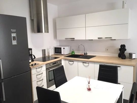 Location Appartement 2 pièces 37m² MARSEILLE 11ème - Photo 1