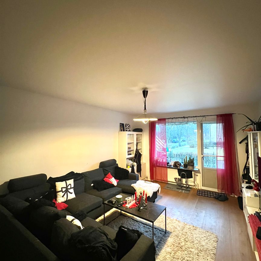 Näckrosvägen, Åsljunga - Photo 1