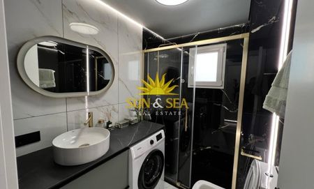 2 BEDROOM APARTMENT IN TORREVIEJA - Photo 5