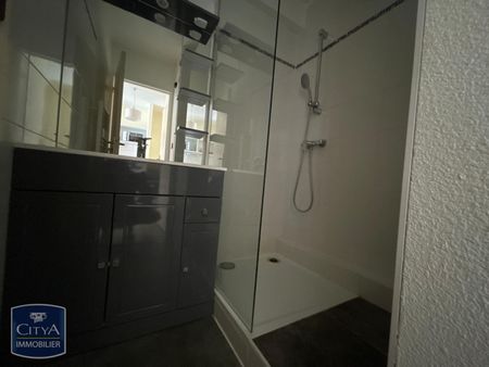 Location Appartement 1 pièce 28m² AGEN 47000 - Photo 2