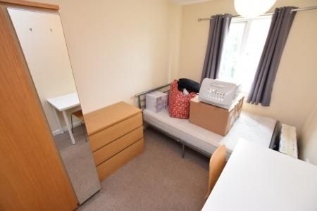 West Cotton Close, Far Cotton, Northampton, NN4 - Photo 2